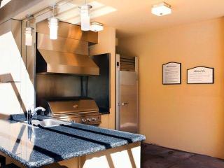2400 El Camino Real, Mountain View CA  94040-4720 exterior