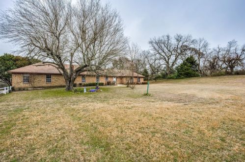 862 Nokomis Rd, Lancaster, TX 75146-3674