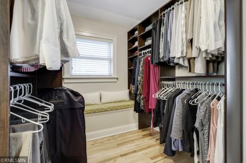 5236 Washburn Ave, Minneapolis MN  55410-2443 exterior