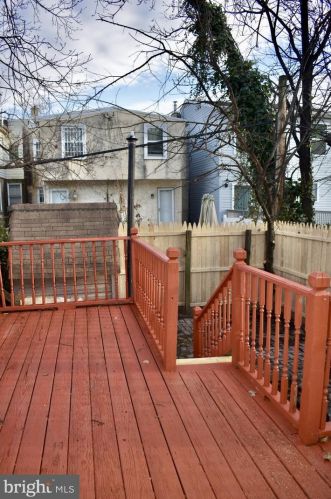 814 Monroe St, Wilmington DE  19801-1335 exterior
