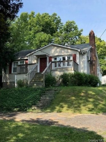 5297 Route 9w, Newburgh, NY 12550-1321