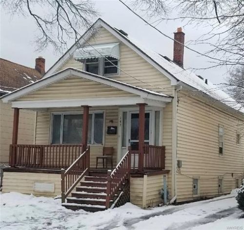 142 Zelmer St, Buffalo, NY 14211-2105