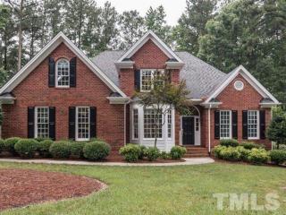 127 Killingsworth Dr, Cary, NC 27518-8613