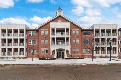 316 56th St, Kenosha, WI 53140-3795