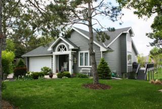 19811 Ithaca Cir, Lakeville, MN 55044-6264