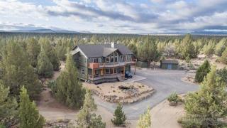 61170 Groff Rd, Bend, OR 97702-9350