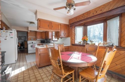 14 Holland Rd, Wantage NJ  07461-2834 exterior