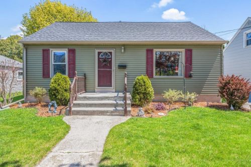 1309 22nd St, Manitowoc, WI 54220-5508