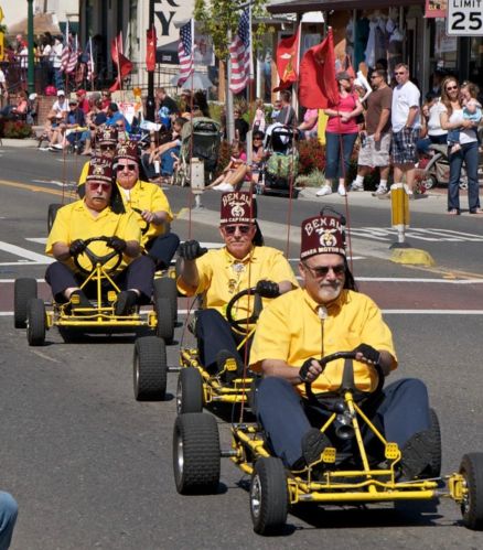 9665 Kent St, Elk Grove CA  95624-2432 exterior