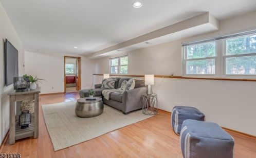 37 Stewart Ave, West Paterson NJ  07424-1843 exterior