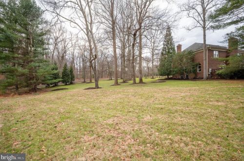 281 Golden Woods Ct, Great Falls VA  22066-4152 exterior