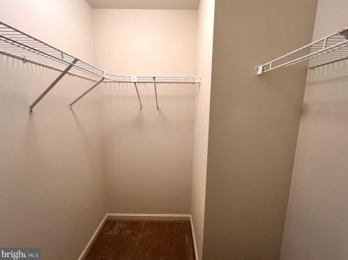 71 Keswick Dr, Navy Sup Dpt PA 17050-7917 exterior