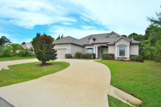 19 Freeman Ln, Palm Coast FL  32137-4453 exterior