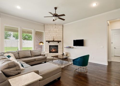 954 Beverly Ln, Allen TX  75013-5717 exterior