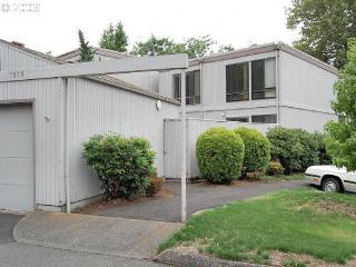 1615 Lakeway Ln, Beaverton, OR 97006-3263