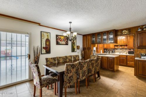 3741 Cactus Wren Dr, Phoenix AZ 85051-8186 exterior