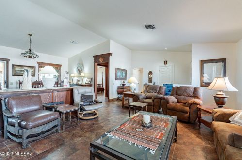 4341 Desert Jewel Loop, Green Valley AZ 85622-5645 exterior