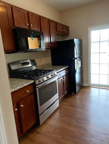 251 Huntington Ln, Easton PA  18040-8484 exterior