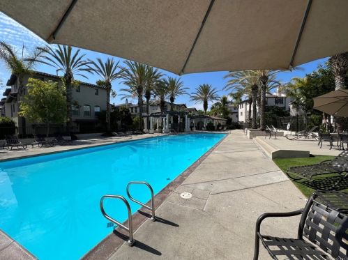 1608 Cheyenne Dr, Chula Vista CA  91915-1962 exterior