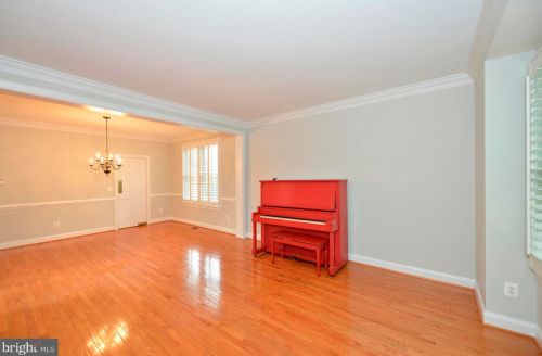 153 Amalfi Ct, Purcellville VA  20132-5816 exterior