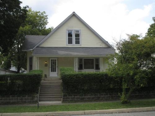 1067 High St, Harrisburg, OH 43126-7701