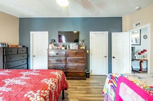 33055 Olive St, Lake Elsinore CA  92530-1434 exterior