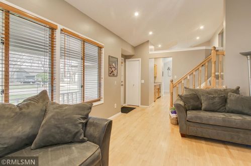 7167 Peterson Trl, Lino Lakes MN  55038-8719 exterior