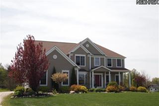 5260 Summerwood Dr, Seville, OH 44273-8941
