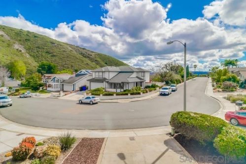 13776 Quinton Rd, San Diego, CA 92129-3203