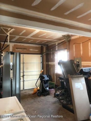 623 Oakwood Dr, Lacey NJ  08731-4909 exterior