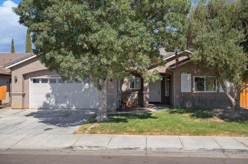710 Stonewood Dr, Los Banos, CA 93635-9213