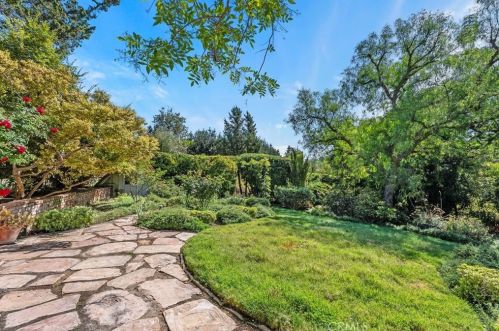 5072 Grandview Ave, Yorba Linda CA 92886-4239 exterior