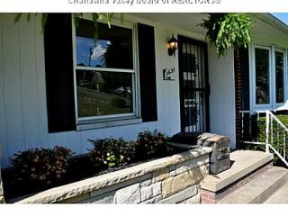 1631 Ravinia Rd, Charleston, WV 25314-1845