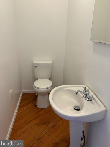 528 Byberry Rd, Philadelphia PA 19116-2112 exterior