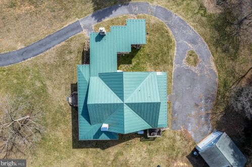 390 Forest Hills Dr, Richmond National Battlefiel VA  22835-9107 exterior