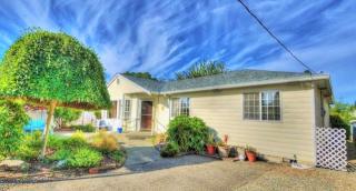 16009 12 Ave, Seattle WA  98166-2807 exterior