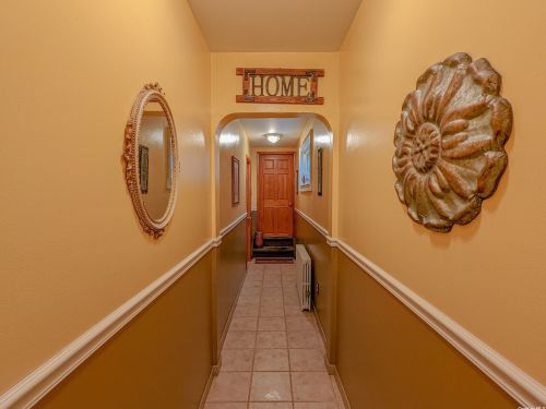 132-16 87th St, Jamaica, NY 11417-1301