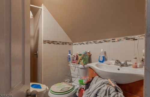 158 William St, East Orange NJ  07017-4715 exterior