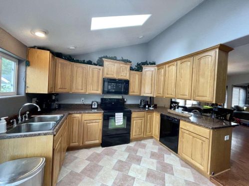 273 5th St, Fond Du Lac, WI 54935-4446