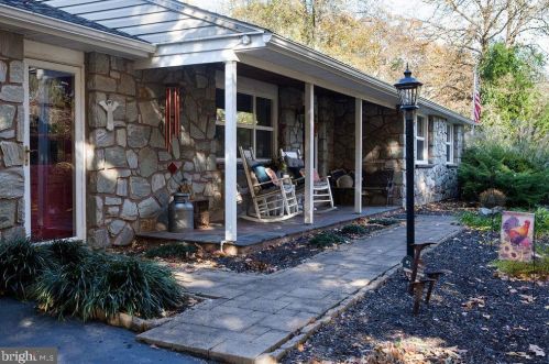 58 Do Jan Dr, Pottstown, PA 19465-8315