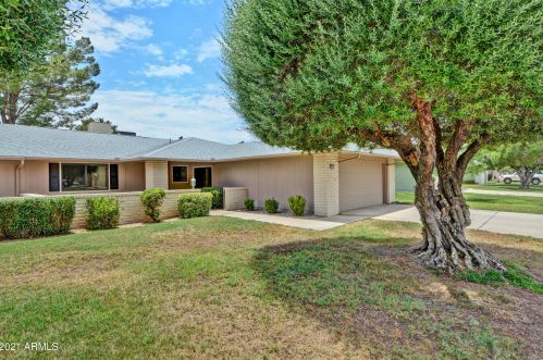 12523 Prospect Dr, Sun City AZ  85375-4627 exterior