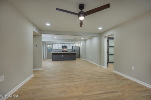 1302 Treat Ave, Tucson, AZ 85713-2017