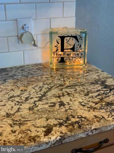 463 School Ln, Harleysville PA  19438-1714 exterior