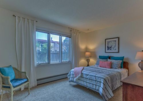 1136 Beacon Ave, Del Monte Park CA  93950-2106 exterior