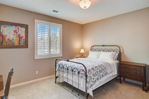 1433 Venetian Mallow Ct, Beaumont CA  92223-8639 exterior