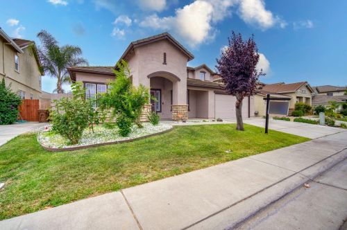 8729 Blue Maiden Way, Elk Grove, CA 95624-3807