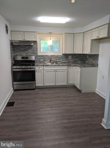 5 Oak Landing Rd, Lumberton Township NJ  08048-3030 exterior