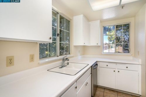 348 Blanchard Ln, Benicia CA  94510-2745 exterior