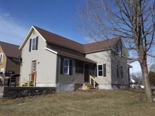 36 2nd St, Hog Island, VT 05488-1223