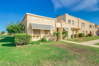5714 44th Dr, Glendale, AZ 85301-6306